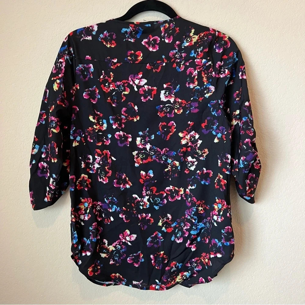 Yumi Kim Tops Yumi Kim Lizzie Blouse Butterfly Effect Floral Print - Picture 6 of 6
